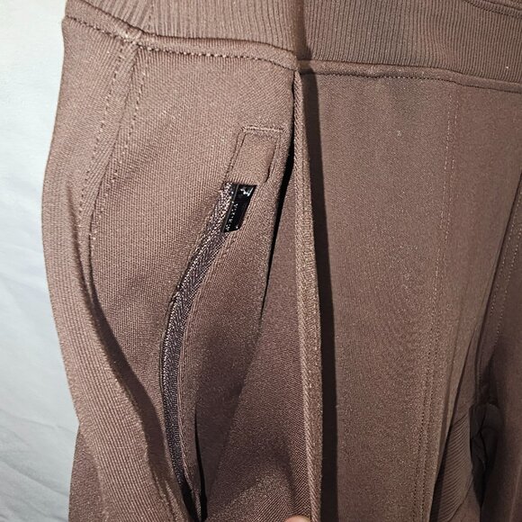 Athleta Venice High Rise Jogger in Toasted Brown Size Medium - Picture 9 of 15